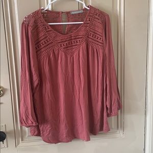 Daniel Rainn Rose Top!